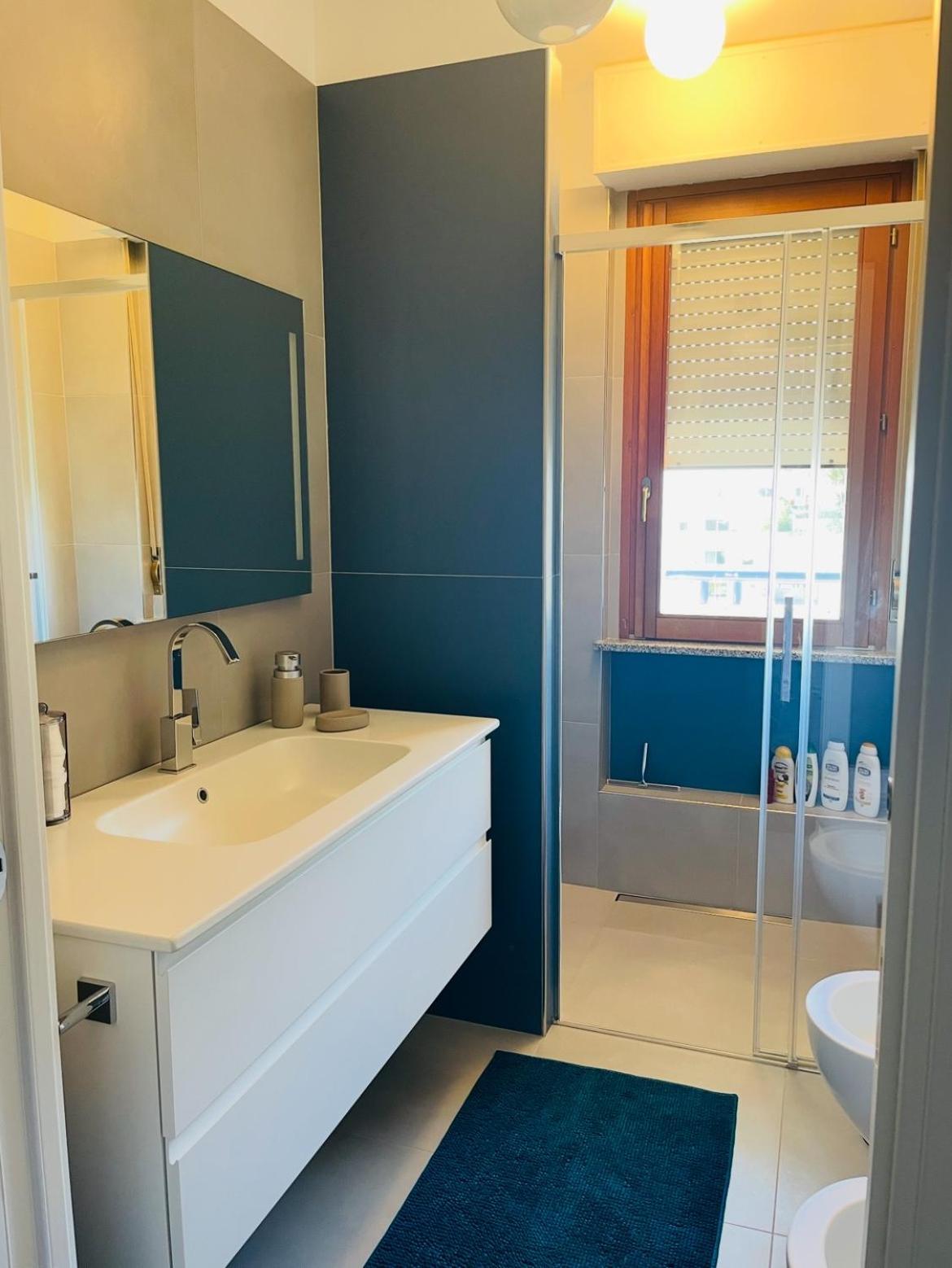 Apartament Attico Vista E Fronte Mare Zaffiroblu Con Posto Auto Montesilvano Marina Zewnętrze zdjęcie